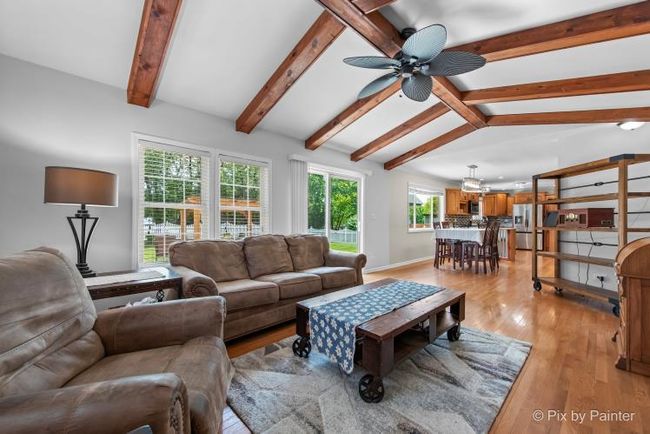 987 Split Rail Dr, House other with 3 bedrooms, 3 bathrooms and 2 parking in Carol Stream IL | Image 12