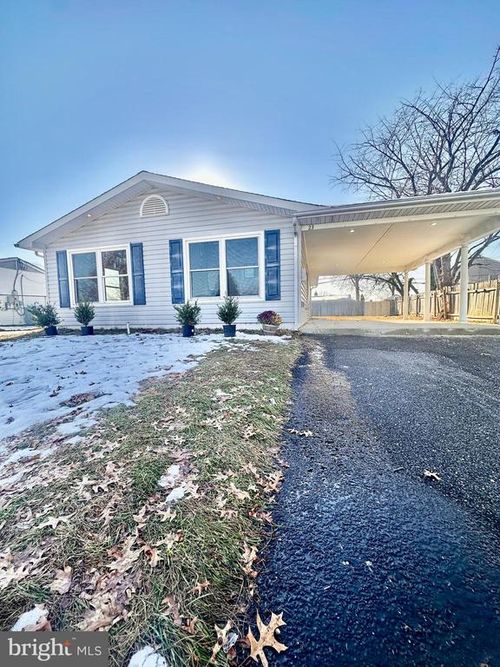 23 Tamarack Ln, LEVITTOWN, PA, 19054-2203 | Card Image