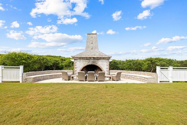 Crossings fireplace | Image 24