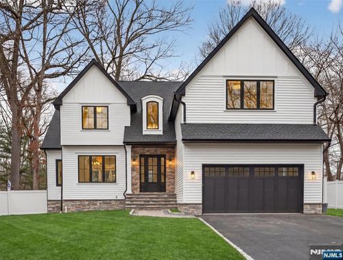 61 Beech St, Ramsey, NJ, 07446-1444 | Card Image