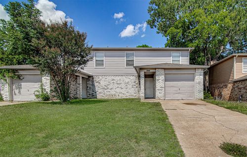 apt-a-844 Nw Summercrest Blvd, Burleson, TX, 76028-9344 | Card Image