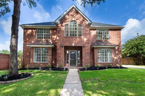 3230 Serene Oak Dr, Sugar Land, TX, 77478-4431 | Card Image