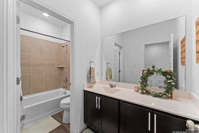 13229 Hagerd Loop, House other with 4 bedrooms, 2 bathrooms and null parking in St Hedwig TX | Image 7