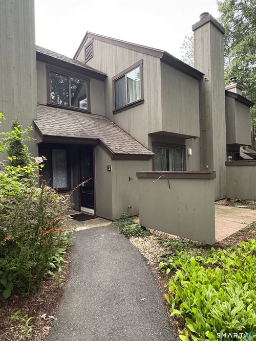 3 Willow Ln, Avon, CT, 06001-4541 | Card Image