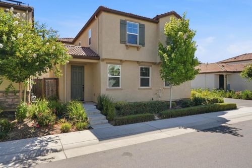 9911 Del Surf Lane, Elk Grove, CA, 95757 | Card Image
