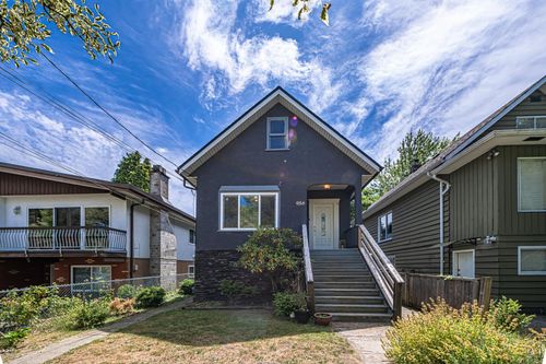956 E 54th Ave, Vancouver, BC, V5X1L7 | Card Image