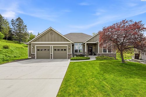 840 Sw Blue Heron Ct, Pullman, WA, 99163-5819 | Card Image