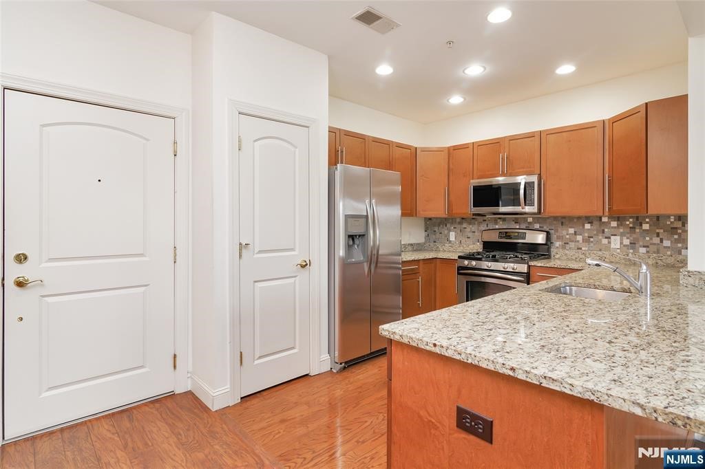 Residential in Englewood 3