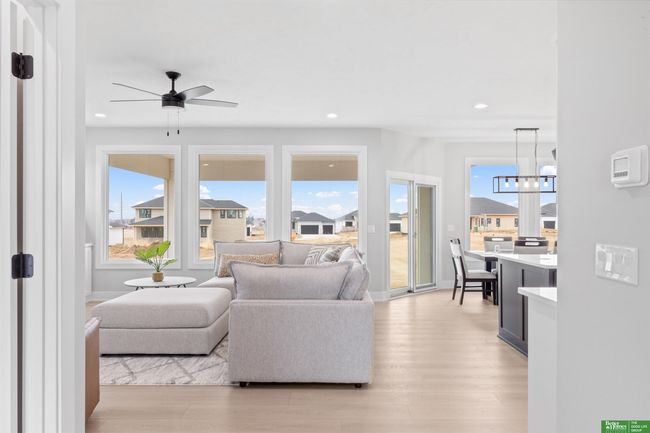 5410 N 196 Th St, House other with 5 bedrooms, 5 bathrooms and 4 parking in Elkhorn NE | Image 5