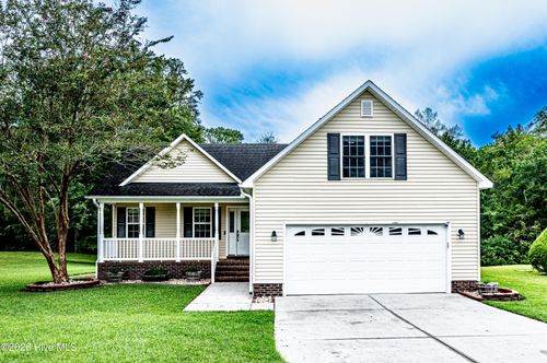 211 Canterwood Ln, New Bern, NC, 28562-7109 | Card Image