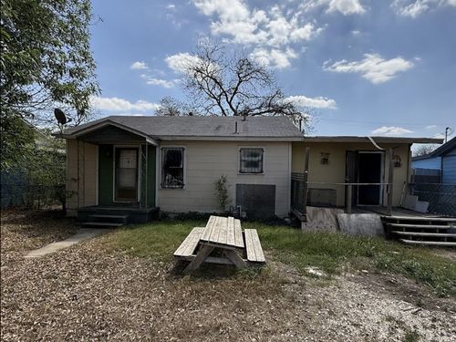 106 Wichita Ct, San Antonio, TX, 78225-2028 | Card Image