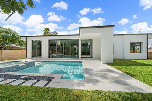 2441 Webber St, SARASOTA, FL, 34239-4745 | Card Image