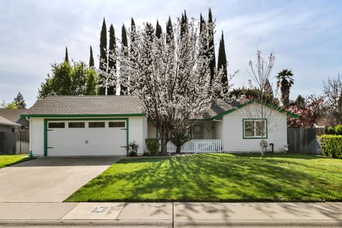 7392 Marani Way, Sacramento, CA, 95831-4505 | Card Image