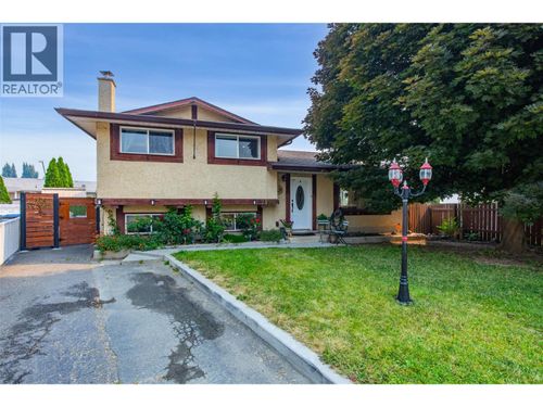 2199 Perryville Pl, Kamloops, BC, V2B7Y1 | Card Image