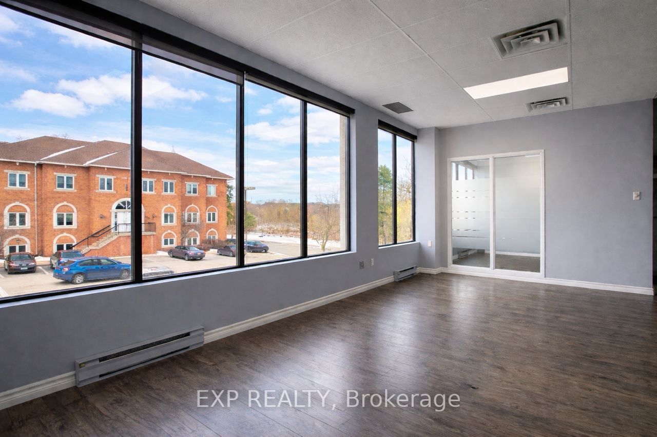 Commercial Lease in Markham 5