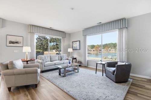 20 Fenwick Dr, Bluffton, SC, 29909-5038 | Card Image