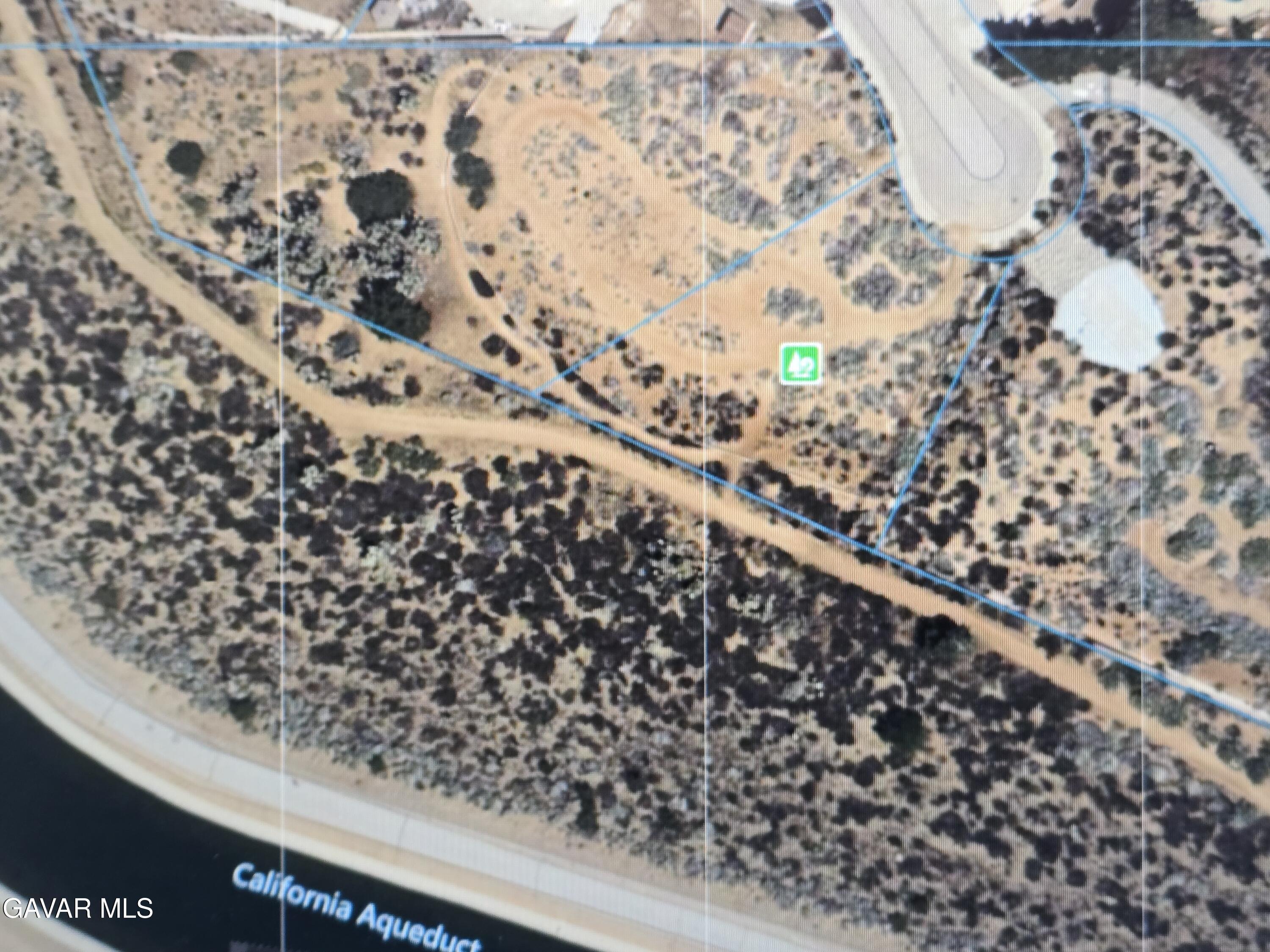 Land in Quartz Hill 2