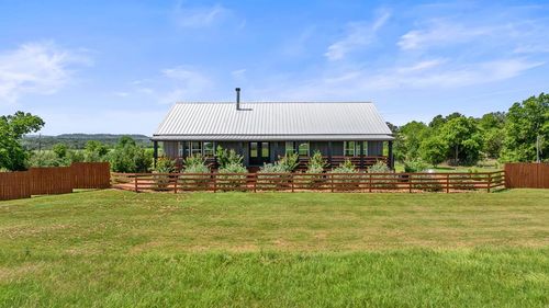 2124 Crabapple Rd, Blanco, TX, 78606-2142 | Card Image