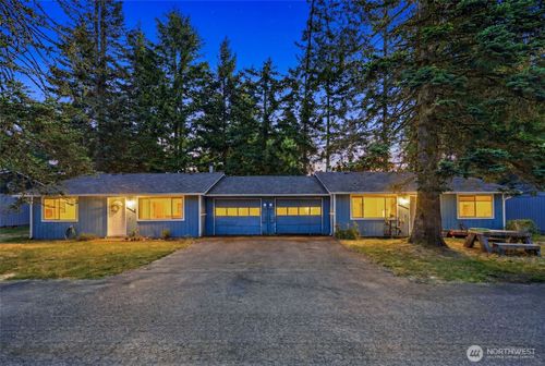 7015 Gaston Ln Sw, Tumwater, WA, 98501-6572 | Card Image