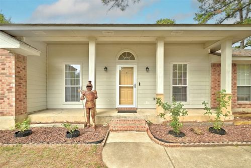 228 Old Firetower Rd, Bastrop, TX, 78602-5677 | Card Image