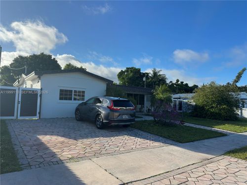 b-9292 Jamaica Dr, Cutler Bay, FL, 33189 | Card Image