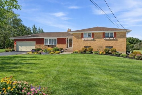 116 S Hillside Ave, Succasunna, NJ, 07876-1267 | Card Image