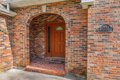 View of entrance to property | Image 2