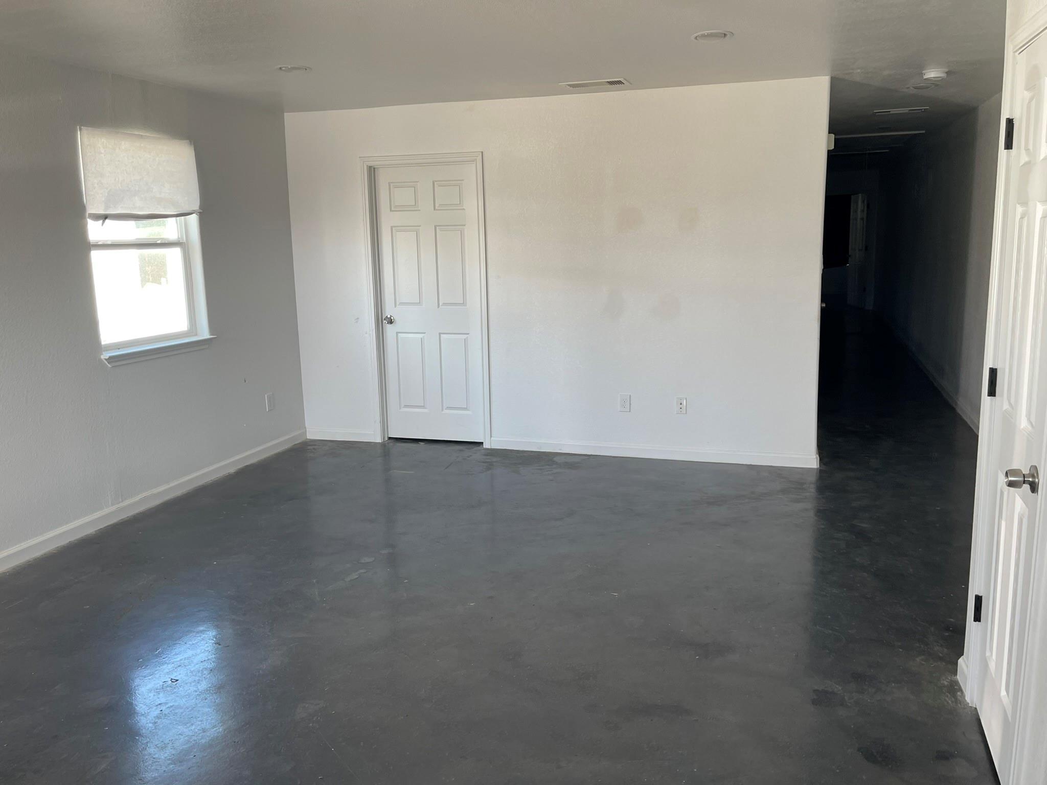 Residential Lease in Kendleton 3