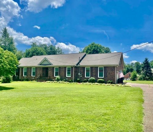 112 Arrowhead Dr, Hendersonville, TN, 37075 | Card Image