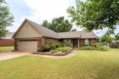 207 Crain Dr, Searcy, AR, 72143-4962 | Card Image