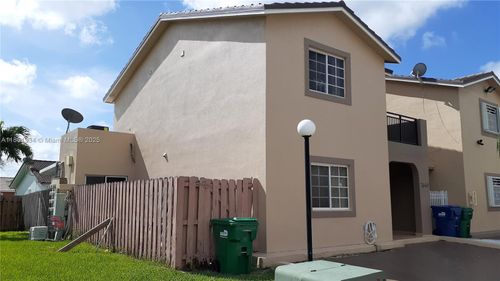 108-7640 Nw 182nd Ter, Hialeah, FL, 33015-2940 | Card Image