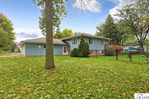 307 8th Ave Se, Mapleton, MN, 56065-9402 | Card Image