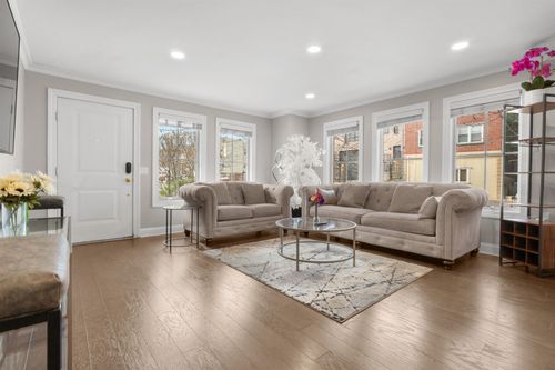 101-200 Laird Ave, Cliffside Park, NJ, 07010-1286 | Card Image