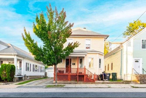 31 Grosvenor Ave, Providence, RI, 02908-4224 | Card Image