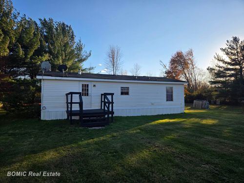 5446 Rupprecht Rd, Vassar, MI, 48768-9234 | Card Image