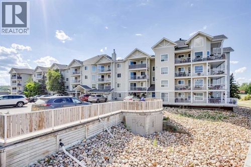 2205-38 Riedel St, Fort Mcmurray, AB, T9H3E1 | Card Image