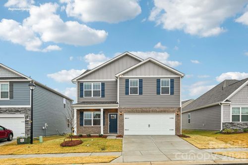 5118 Shallow Brook Dr, Charlotte, NC, 28215-9552 | Card Image
