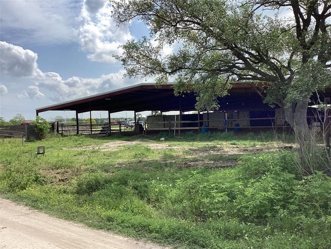 Stables with lighted covered arena at the back | Image 4