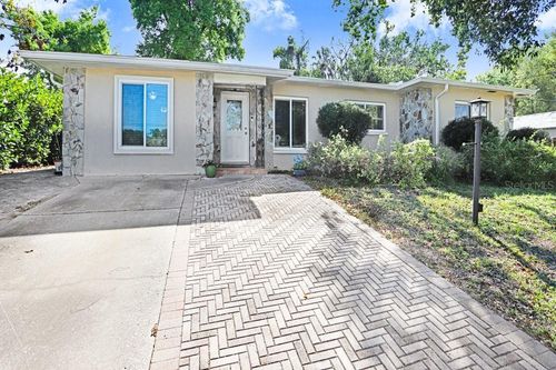 6703 River Blvd, TAMPA, FL, 33604-6049 | Card Image