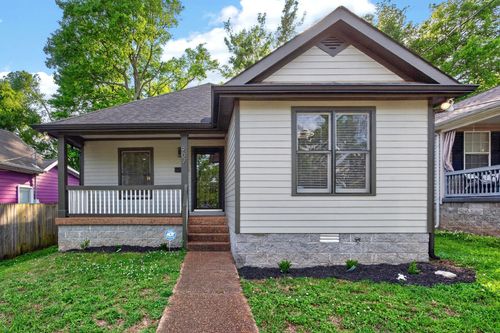 907 11th Ave N, Nashville, TN, 37208-3109 | Card Image