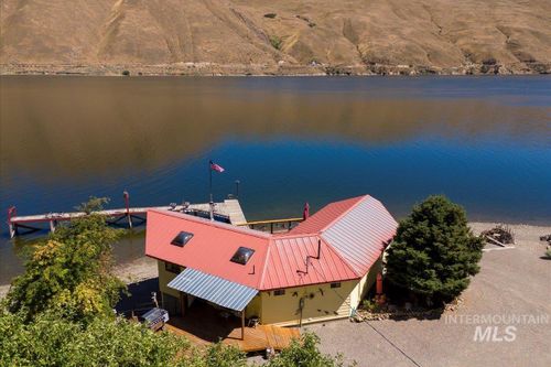 36657 Snake River Rd, Huntington, OR, 97907 | Card Image