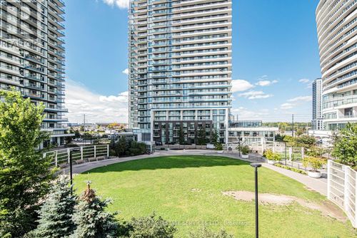 17-2530 Eglinton Avenue W, Mississauga (Central Erin Mills), ON, L5M0Z5 | Card Image