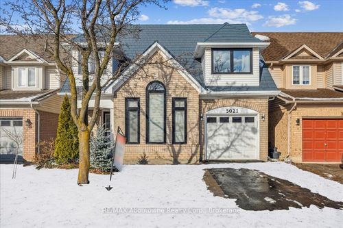 5021 Bunton Cres, Burlington, ON, L7L6H2 | Card Image