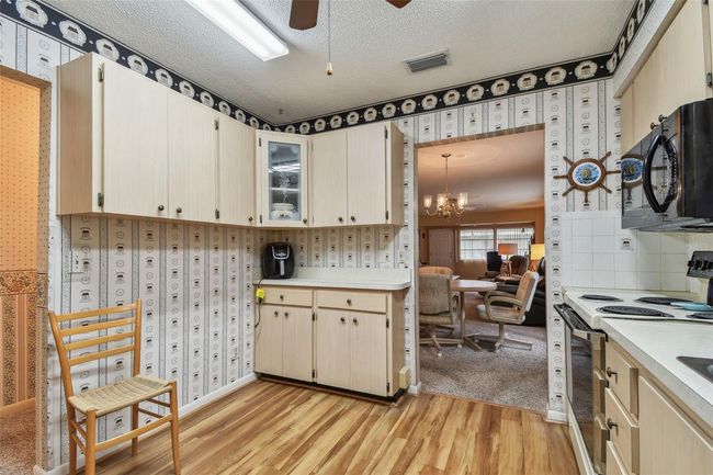 Kitchen | Image 14