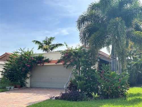 5600 Piping Rock Dr, Boynton Beach, FL, 33437-1523 | Card Image