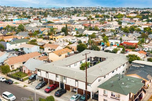 1050 Gaviota, Long Beach, CA, 90813 | Card Image