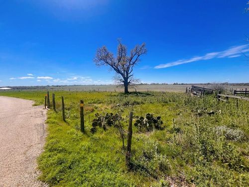 3-364 Cut Off Rd, Fredericksburg, TX, 78624 | Card Image