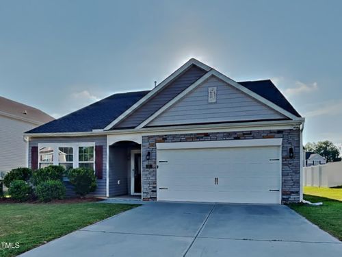 57 S Great White Way, Clayton, NC, 27527-8909 | Card Image