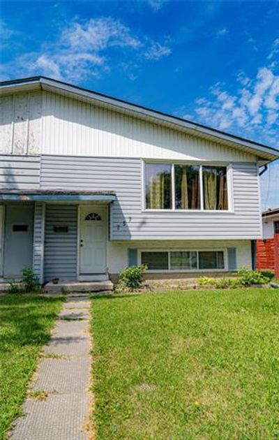 757 Sheppard Street, House other with 4 bedrooms, 2 bathrooms and null parking in Winnipeg MB | Image 3