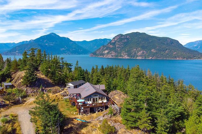 2016 Mount Artaban Road, House other with 2 bedrooms, 2 bathrooms and null parking in Gambier Island BC | Image 34